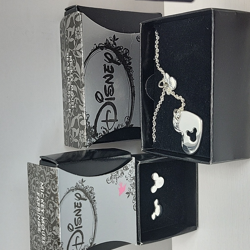 Avon Disney Silver Mickey Mouse Heart Lock Necklace and Stud Earrings